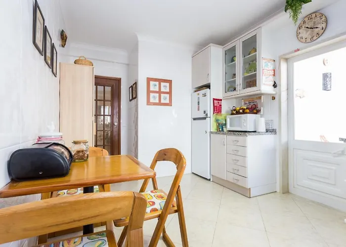 Vacation Retreat Near The #1920 Apartamento